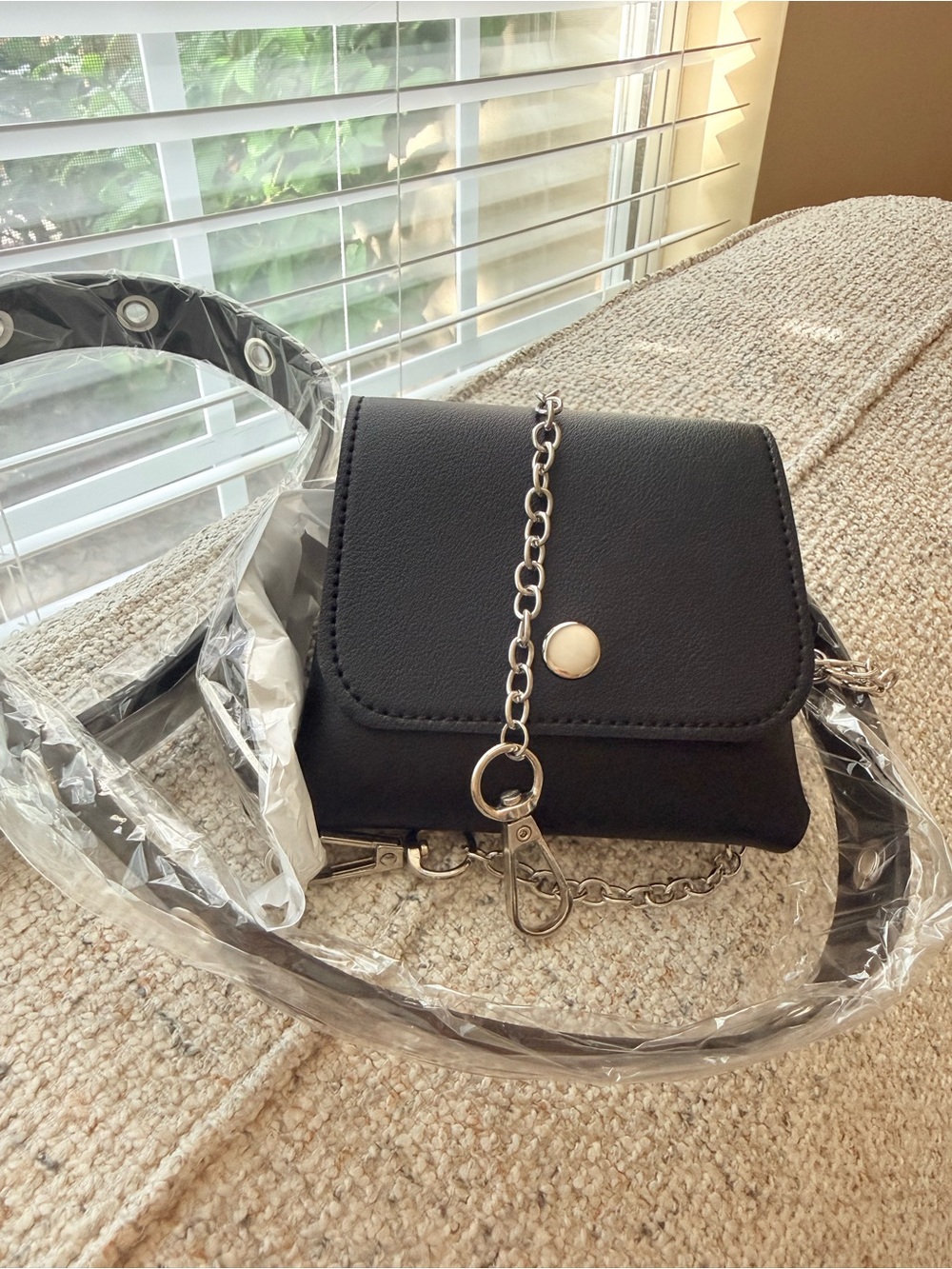 Black Crossbody Chain Bag with Silver Hardware - Picture 6 of 11